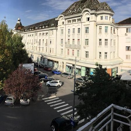 Old Town English Park Residence Крайова Екстер'єр фото